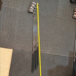 Nike Junior ignite true tempor Golf Club Set of 4